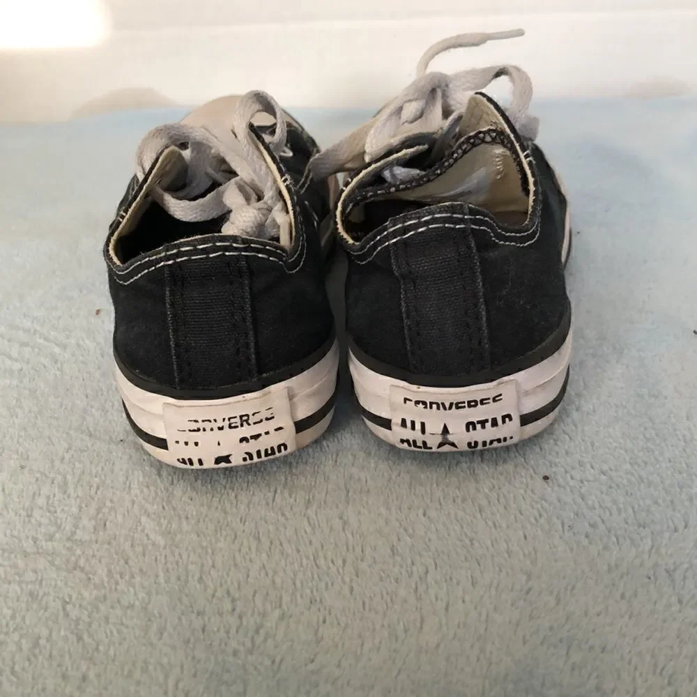 Converse sneakers black